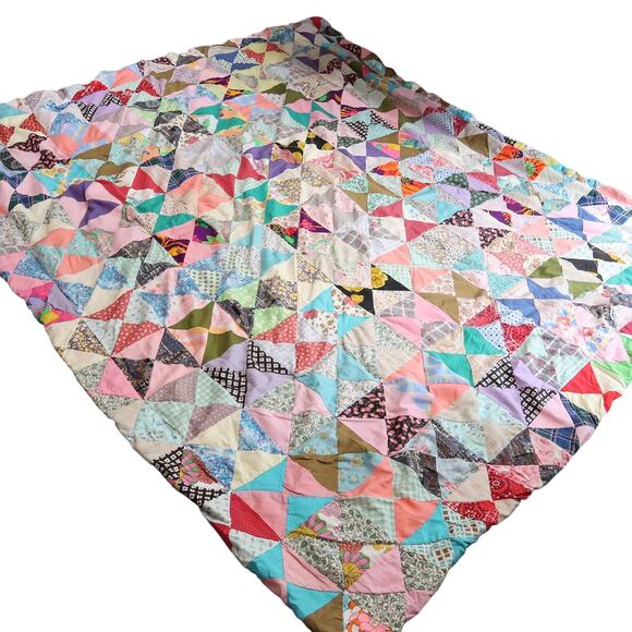 Vintage 70s Handmade Scrap Quilt Colorful Patchwork Triangle Pattern - Picture 5 of 6